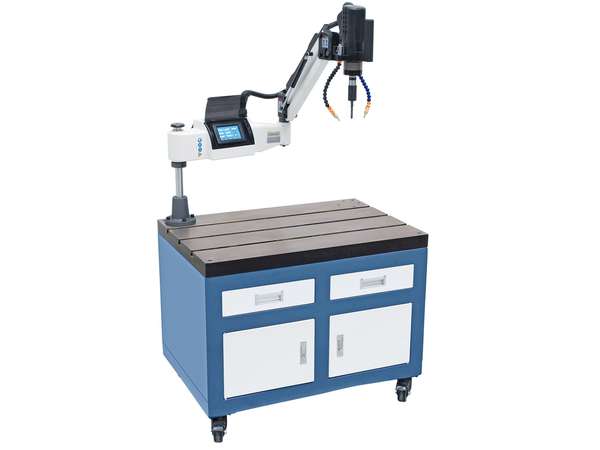 Závitorezná vŕtačka Bernardo TM 10 BLO/R 1100 (Pracovný radius 1100 mm)